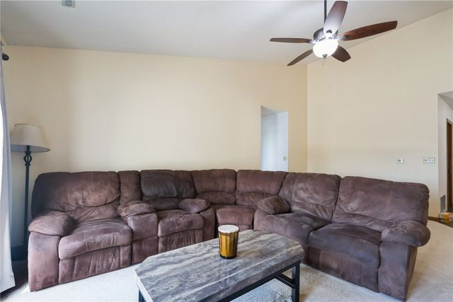 3445 Willowridge Road C, Marion, IA 52302