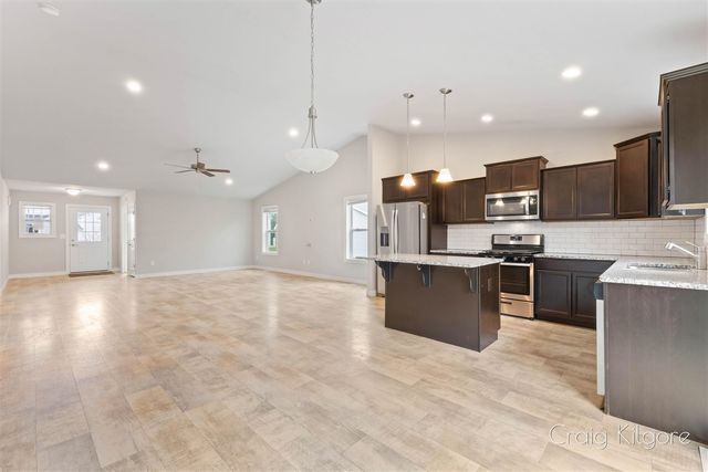 9219 Bigleaf Drive, West Olive, MI 49460