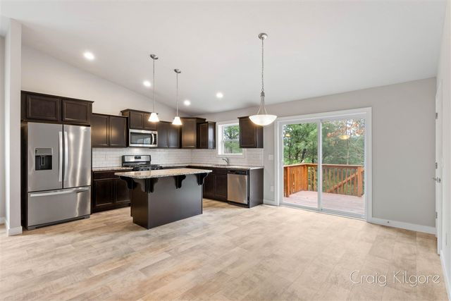 9219 Bigleaf Drive, West Olive, MI 49460