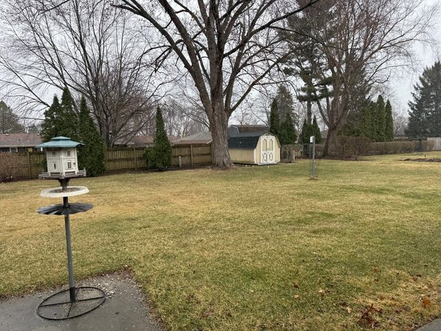 3156 Kentwood Parkway, Rockford, IL 61109