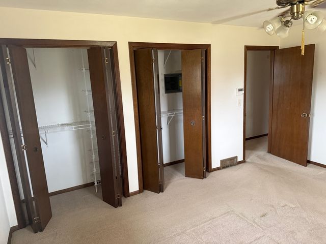 3156 Kentwood Parkway, Rockford, IL 61109