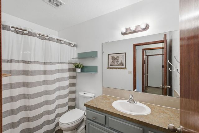 924 E Splitwood Way St., Derby, KS 67037