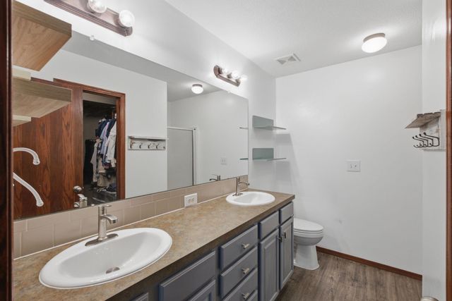 924 E Splitwood Way St., Derby, KS 67037