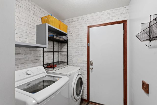 924 E Splitwood Way St., Derby, KS 67037
