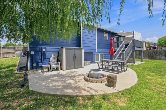 924 E Splitwood Way St., Derby, KS 67037