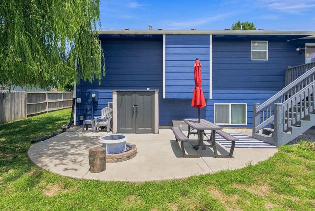 924 E Splitwood Way St., Derby, KS 67037