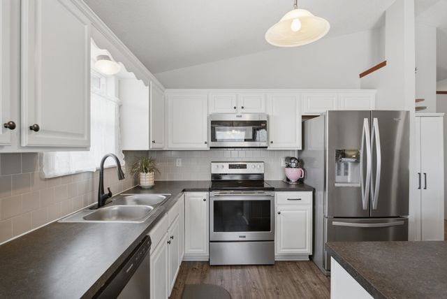 924 E Splitwood Way St., Derby, KS 67037