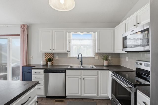 924 E Splitwood Way St., Derby, KS 67037