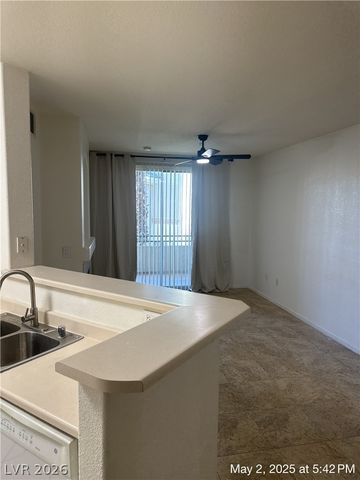 7119 DURANGO Drive 208, Las Vegas, NV 89113