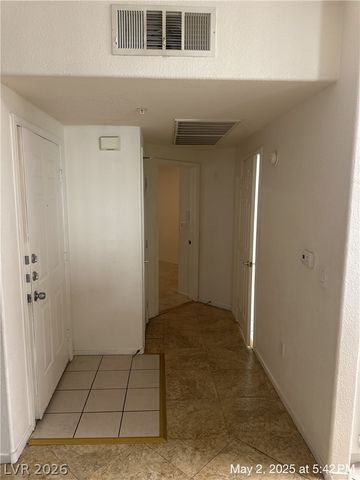 7119 DURANGO Drive 208, Las Vegas, NV 89113