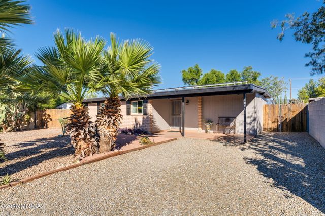 7041 E 42nd Street, Tucson, AZ 85730