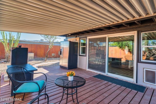 7041 E 42nd Street, Tucson, AZ 85730