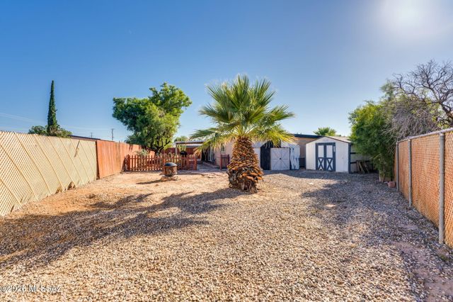 7041 E 42nd Street, Tucson, AZ 85730