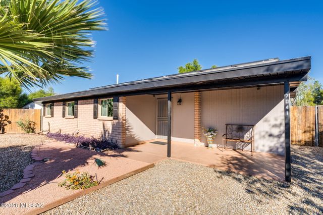 7041 E 42nd Street, Tucson, AZ 85730