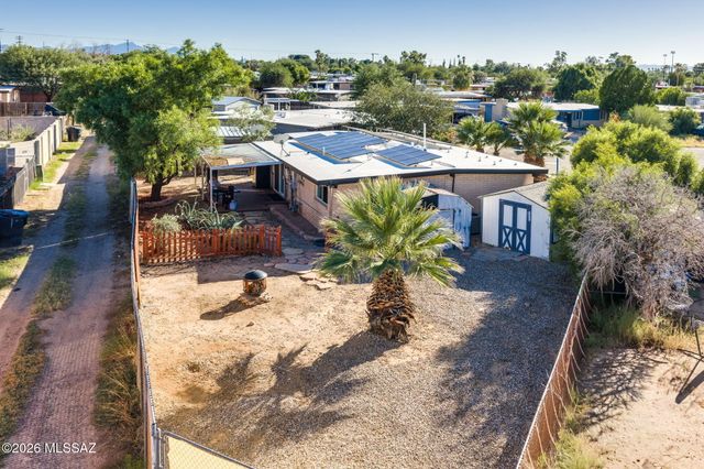 7041 E 42nd Street, Tucson, AZ 85730