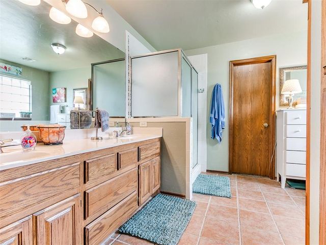 1609 Monterey Place, Edmond, OK 73013