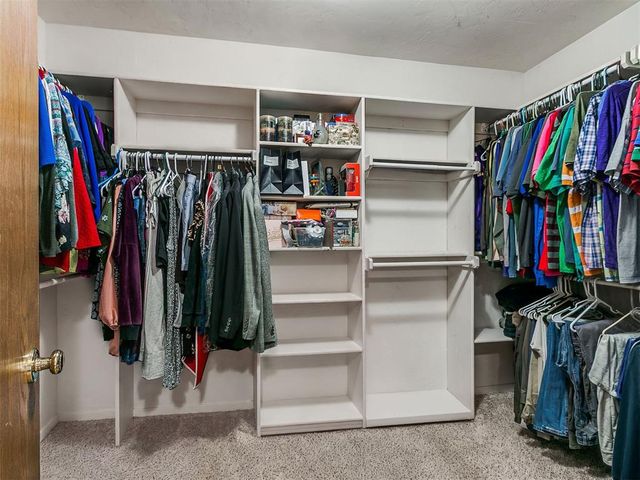 1609 Monterey Place, Edmond, OK 73013