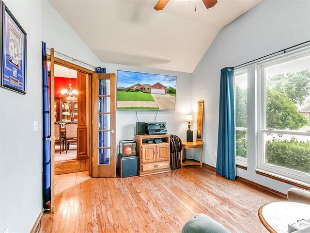 1609 Monterey Place, Edmond, OK 73013
