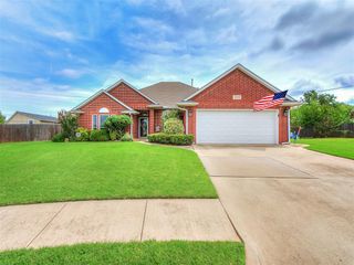 1609 Monterey Place, Edmond, OK 73013