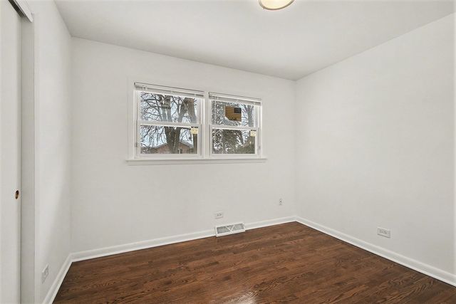 16728 School Street, South Holland, IL 60473