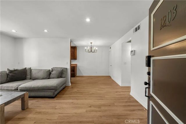 28021 Sarabande, Canyon Country, CA 91387