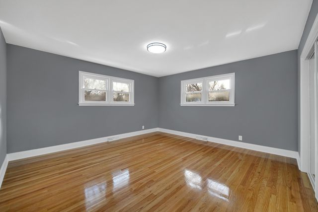 8228 Greenwood Avenue, Munster, IN 46321