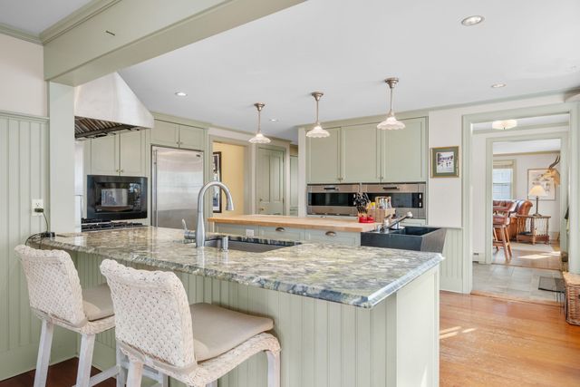 34 Black Duck Lane, Barnstable, MA 02630