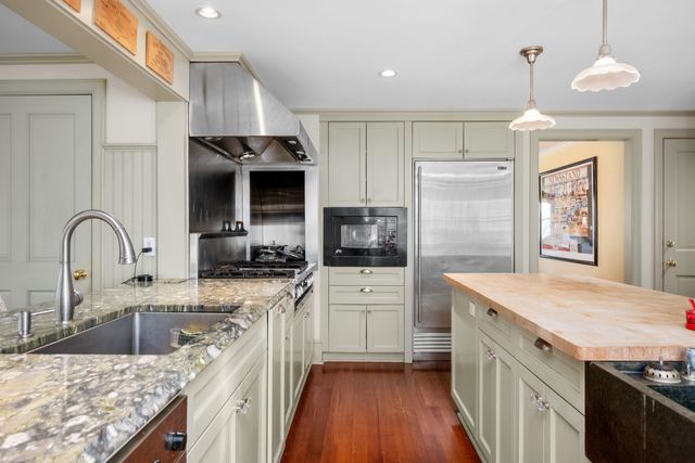 34 Black Duck Lane, Barnstable, MA 02630