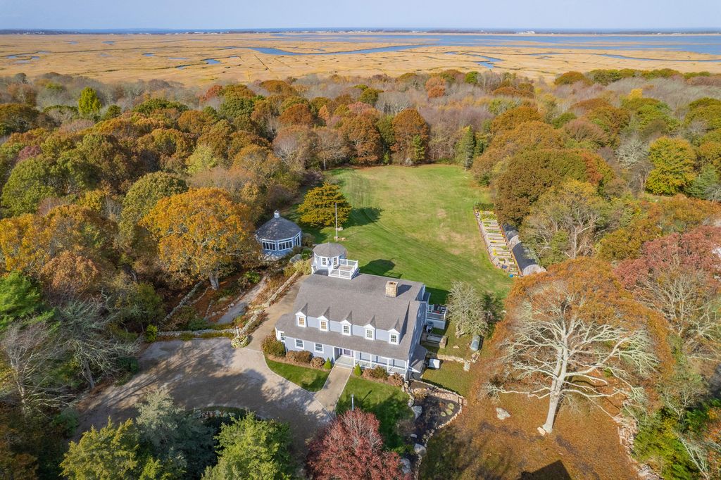 34 Black Duck Lane, Barnstable, MA 02630