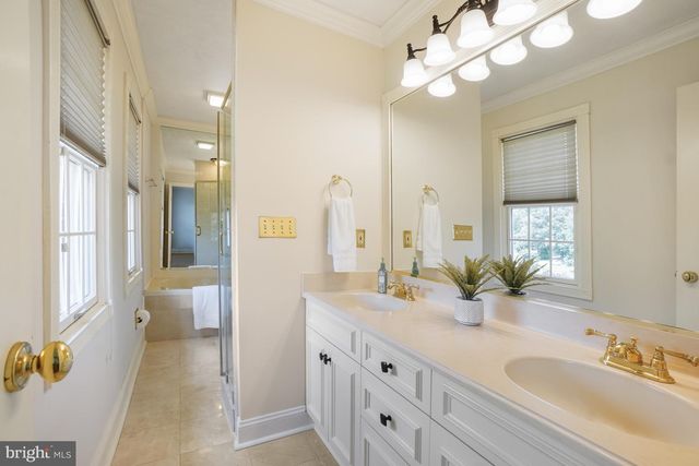 9425 BEAUREGARD AVE, Manassas, VA 20110