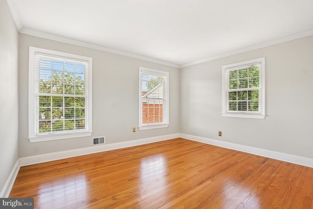 9425 BEAUREGARD AVE, Manassas, VA 20110