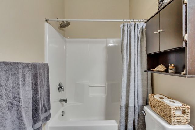 11287 S WINTER BLUFF LN, South Jordan, UT 84095