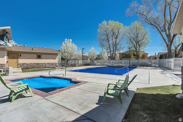 11287 S WINTER BLUFF LN, South Jordan, UT 84095