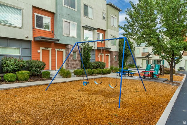 11287 S WINTER BLUFF LN, South Jordan, UT 84095