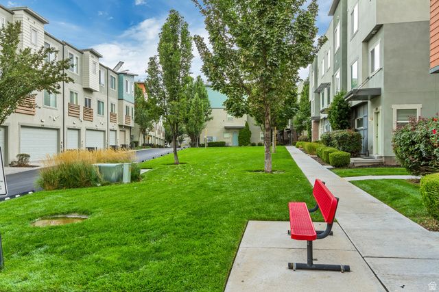 11287 S WINTER BLUFF LN, South Jordan, UT 84095