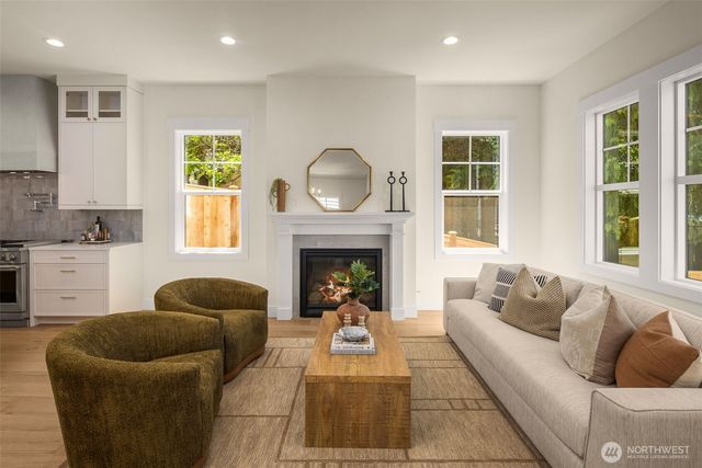 4515 150th Avenue SE, Bellevue, WA 98006