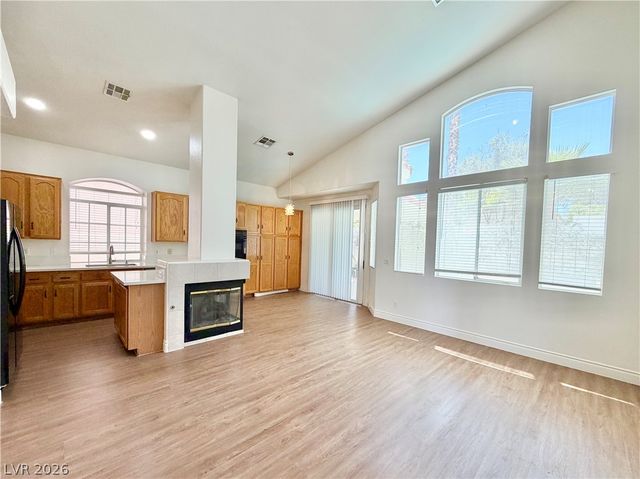 9413 Cedar Heights Avenue, Las Vegas, NV 89134