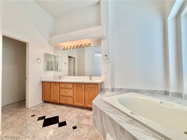 9413 Cedar Heights Avenue, Las Vegas, NV 89134