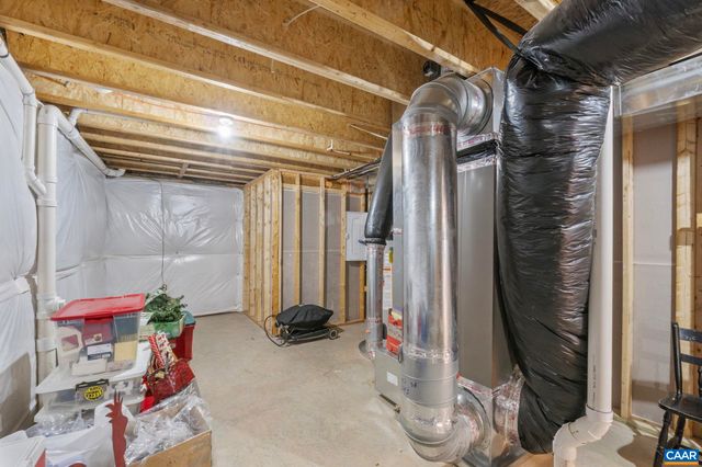 45 HERITAGE DR, Zion Crossroads, VA 22942