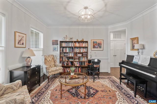 45 HERITAGE DR, Zion Crossroads, VA 22942