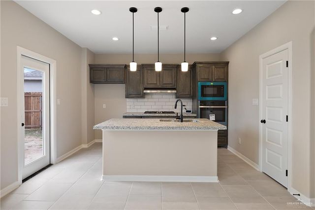 1839 Canyon Lake Court, San Juan, TX 78589