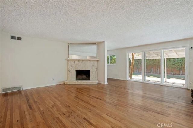 6217 Van Noord Avenue, Valley Glen, CA 91401