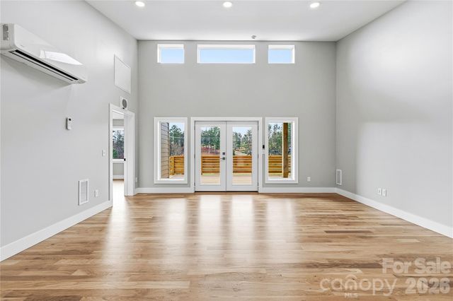 326 Emma Road, Asheville, NC 28806