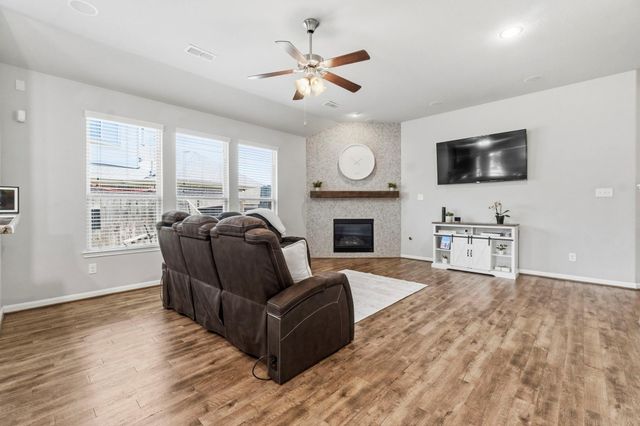 3900 Enchanted Timbers Lane, Spring, TX 77386