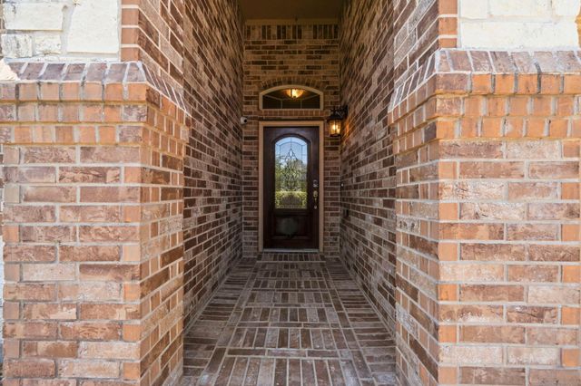 3900 Enchanted Timbers Lane, Spring, TX 77386