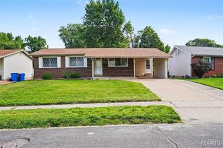 1105 5th Plaza, Florissant, MO 63031