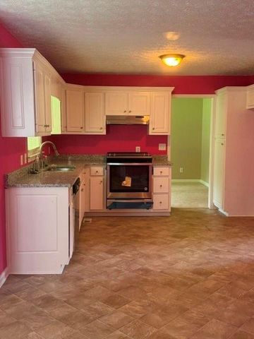 701 Evergreen Drive, Winder, GA 30680