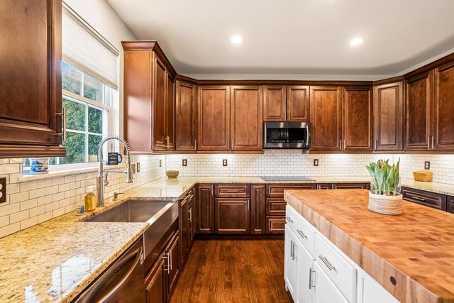 10840 45th AVENUE, Pleasant Prairie, WI 53158