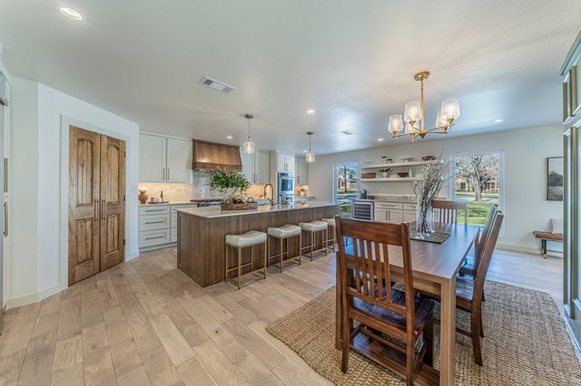 320 Cross Timbers Drive, Double Oak, TX 75077