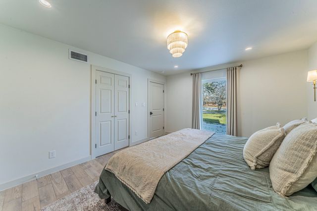 320 Cross Timbers Drive, Double Oak, TX 75077